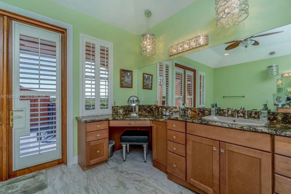 37511 Washington Loop Road Punta Gorda, FL 33982