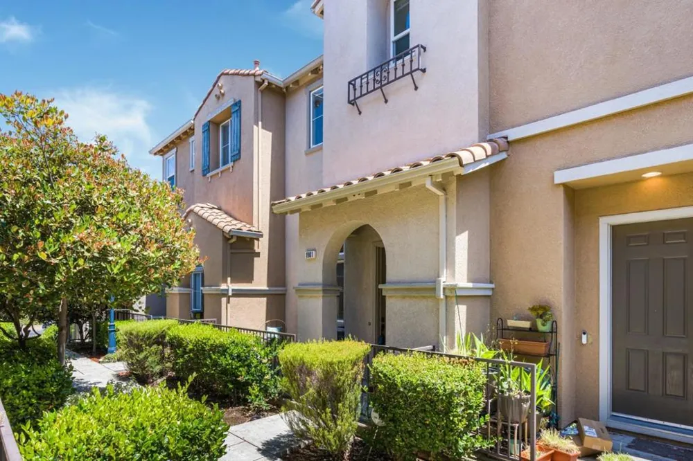 1901 Garzoni Place Santa Clara, CA 95054