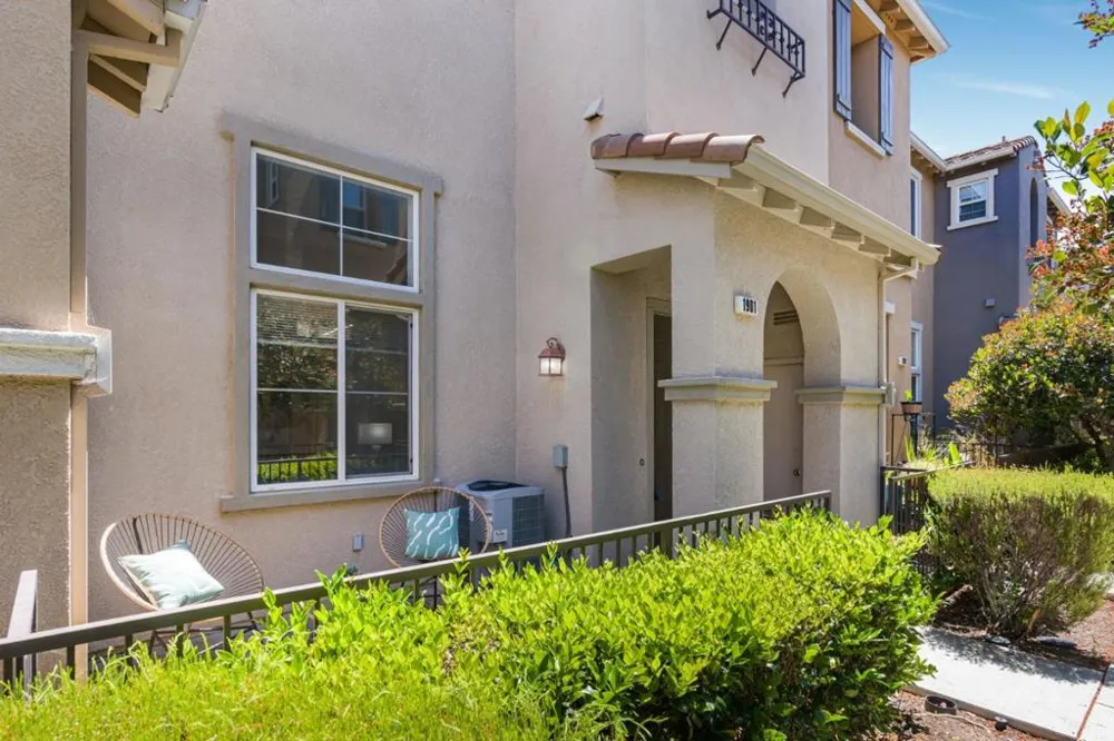 1901 Garzoni Place Santa Clara, CA 95054