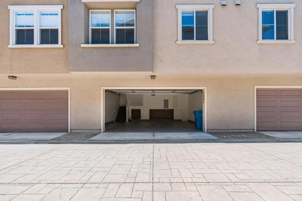 1901 Garzoni Place Santa Clara, CA 95054