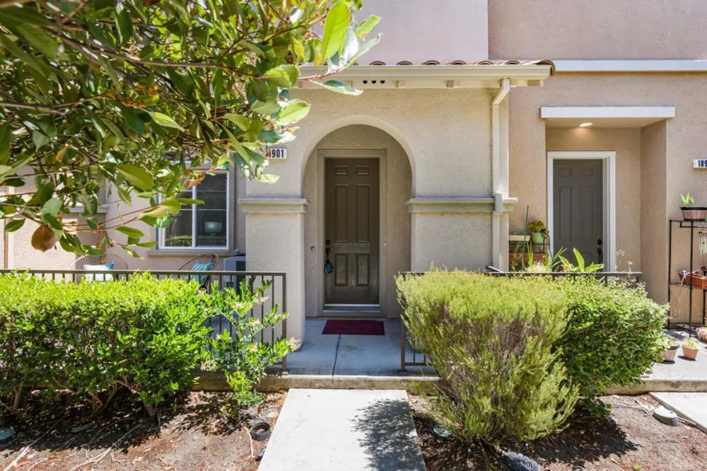 1901 Garzoni Place Santa Clara, CA 95054