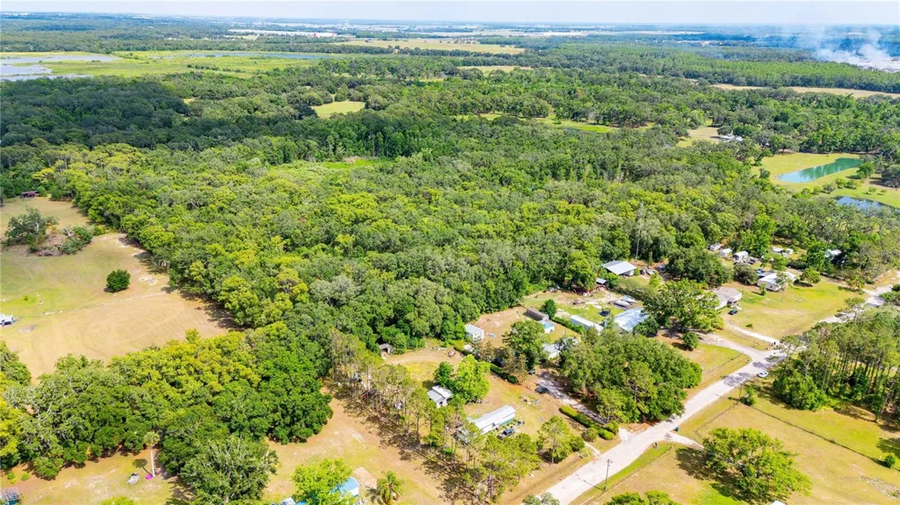 BRADLEY DRIVE Dade City, FL 33525