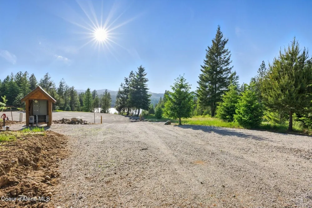 65 Beacon Hill Road Cocolalla, ID 83813