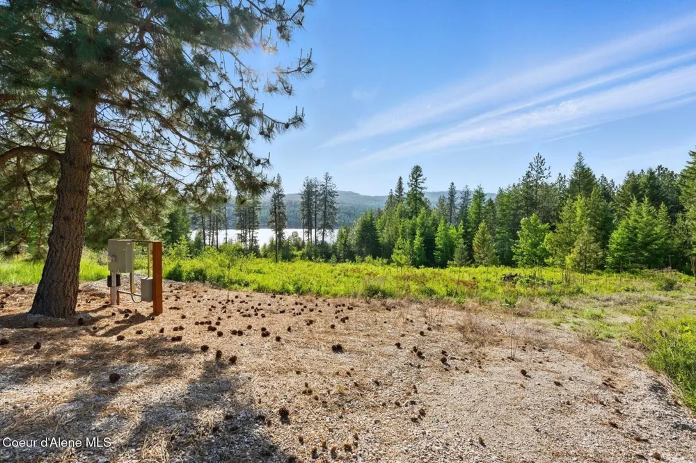 66 Beacon Hill Road Cocolalla, ID 83813