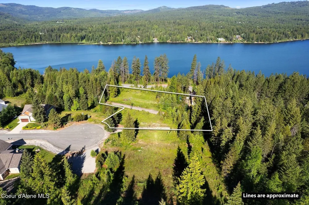 66 Beacon Hill Road Cocolalla, ID 83813