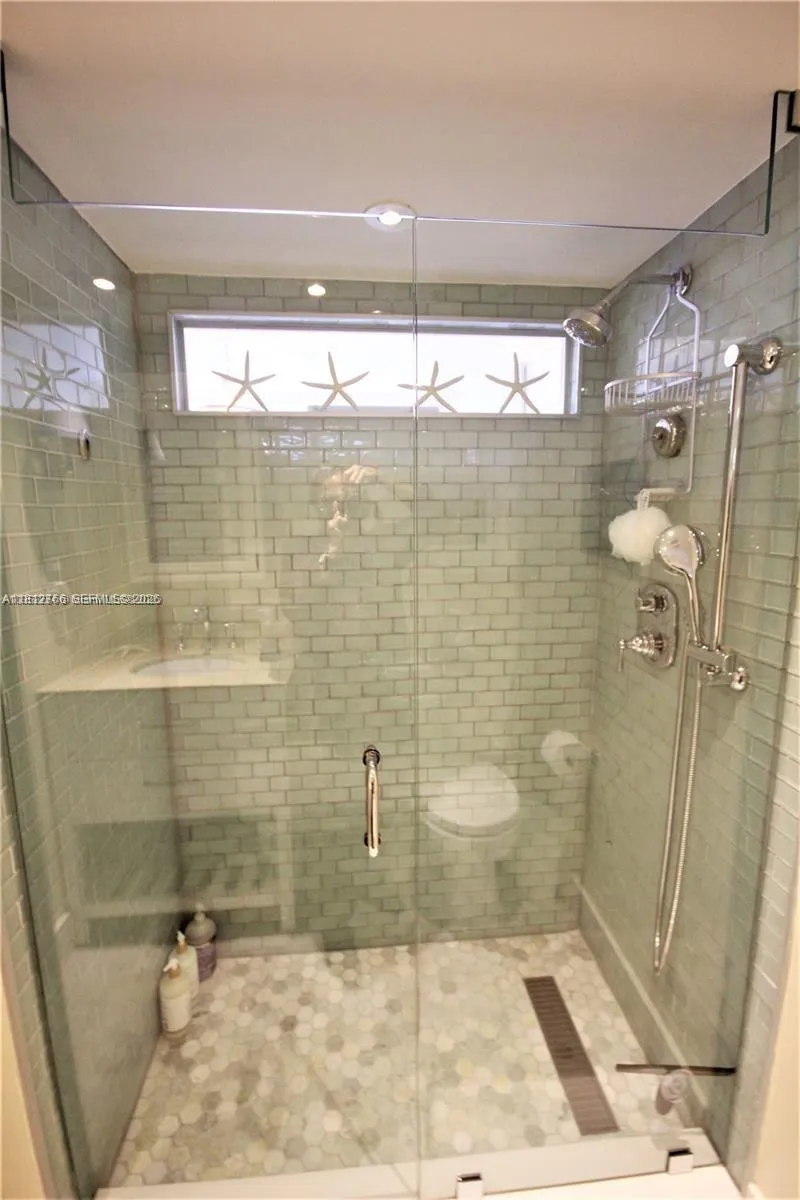 5161 Collins Ave #315 Miami Beach, FL 33140
