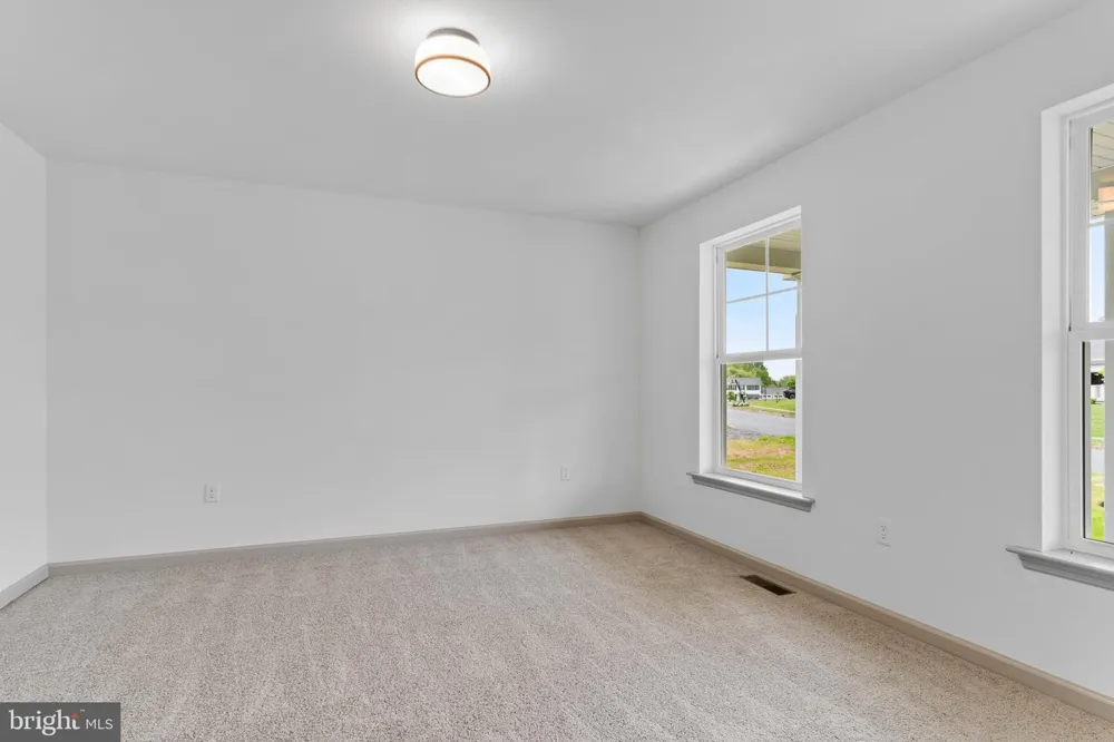 160 HARTFORD DRIVE Middletown, PA 17057