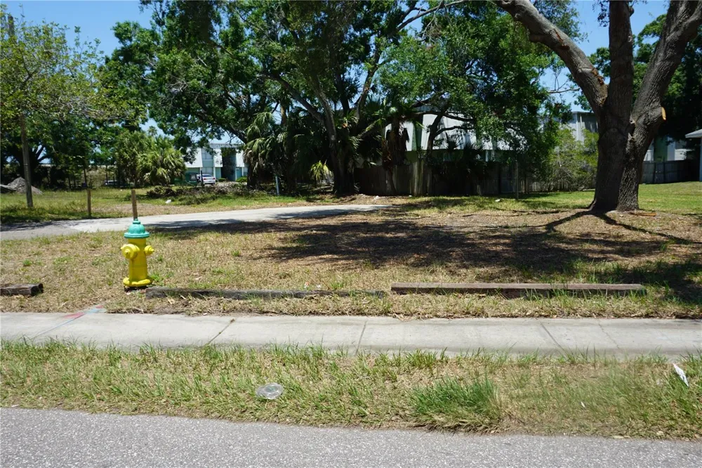 0 74TH AVENUE Pinellas Park, FL 33781