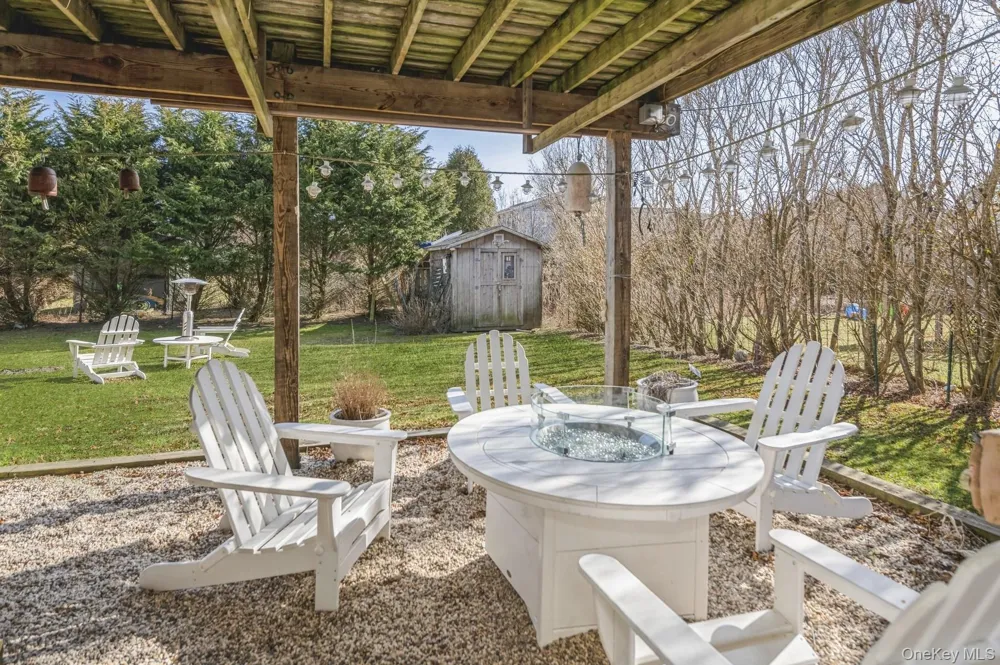 33 Hoppin Avenue Montauk, NY 11954