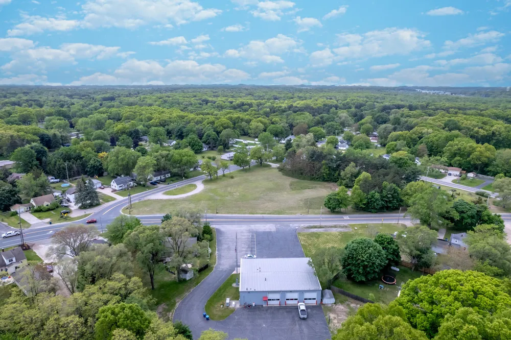 2550 Heights Ravenna Road Muskegon, MI 49444