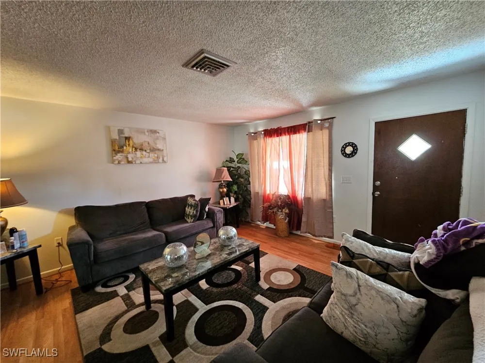 Evanston Street Sebring, FL 33870