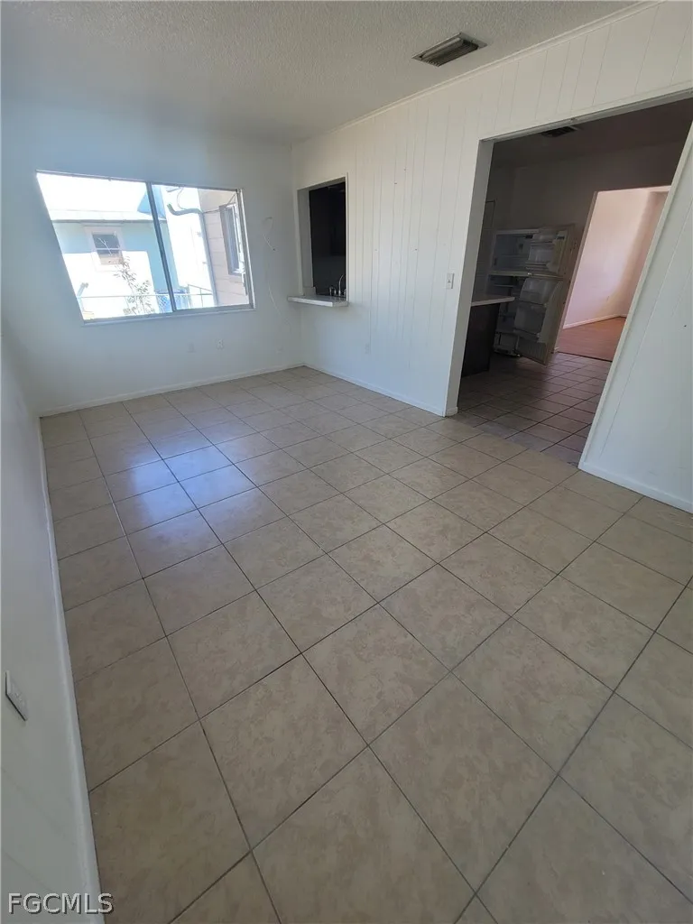 Evanston Street Sebring, FL 33870