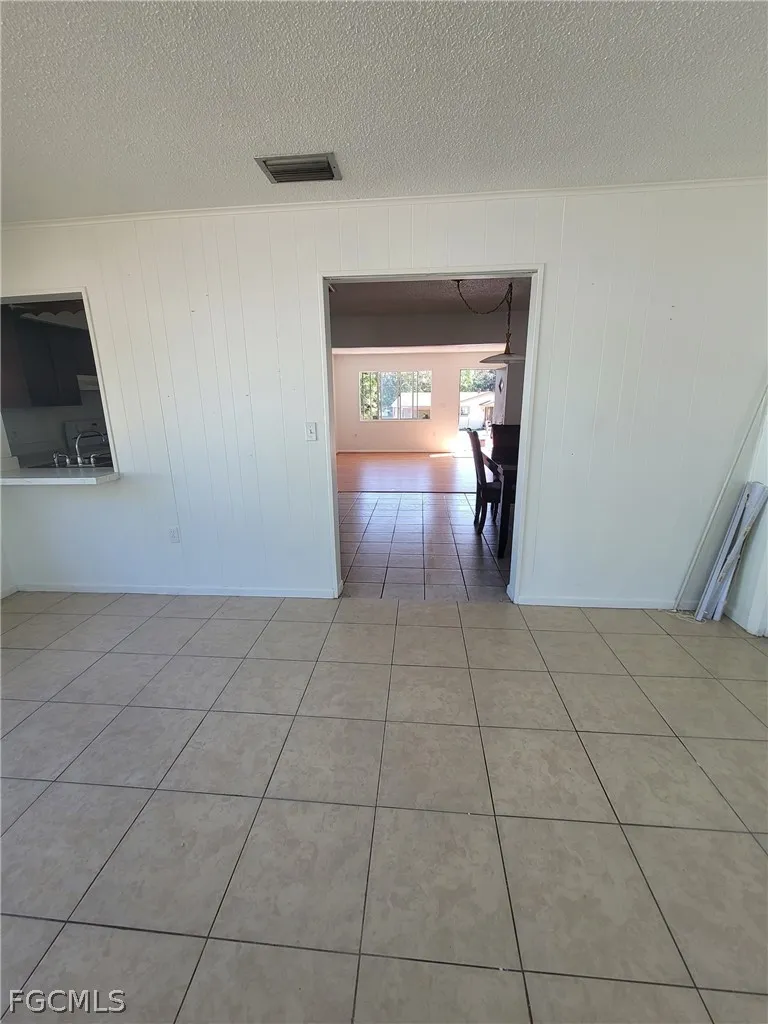 Evanston Street Sebring, FL 33870