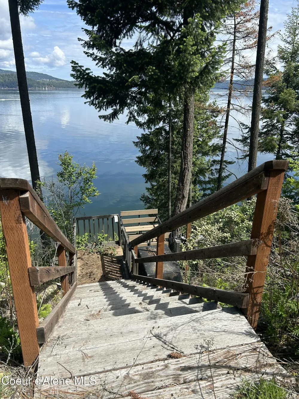 985 E PUGH POINT COURT Harrison, ID 83833