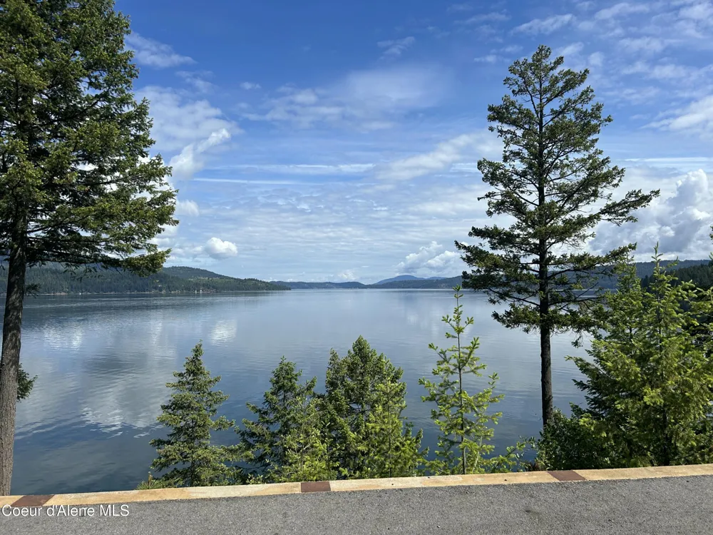 985 E PUGH POINT COURT Harrison, ID 83833