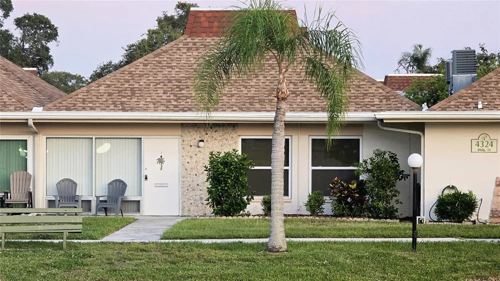 4324 TAHITIAN GARDENS CIRCLE #J Holiday, FL 34691