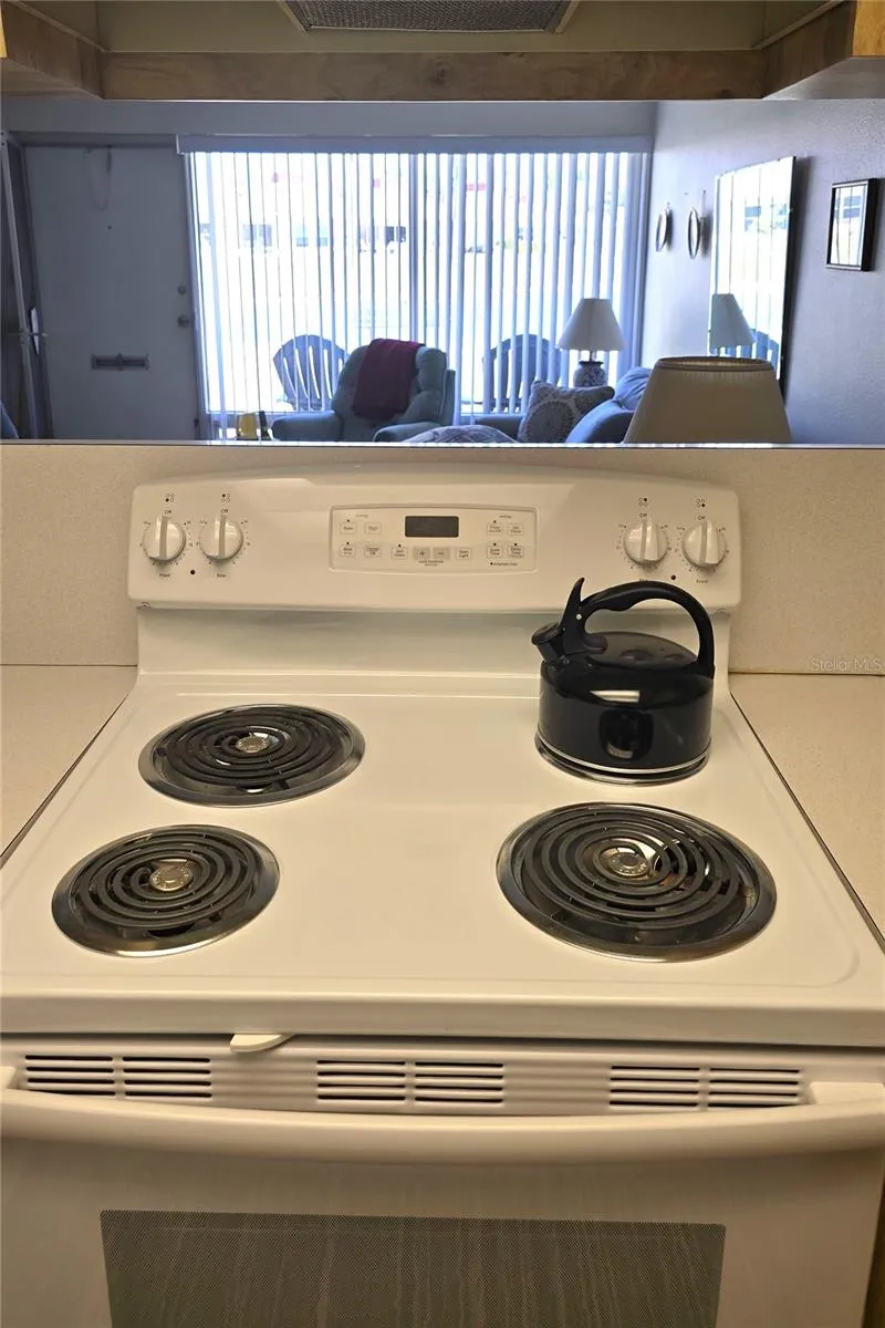 4324 TAHITIAN GARDENS CIRCLE #J Holiday, FL 34691