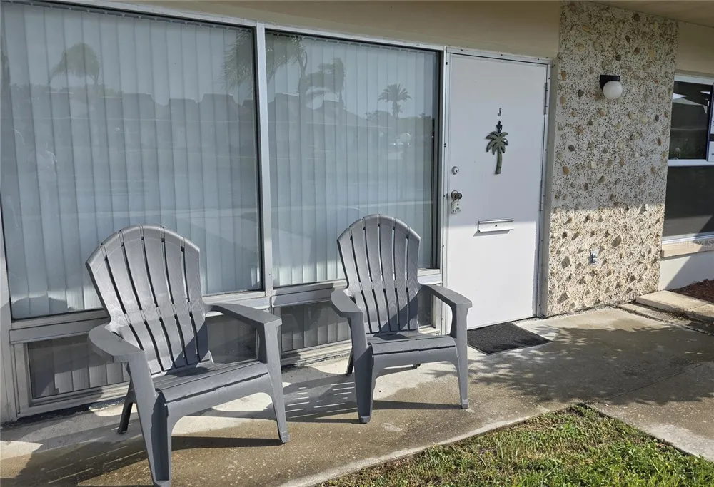 4324 TAHITIAN GARDENS CIRCLE #J Holiday, FL 34691
