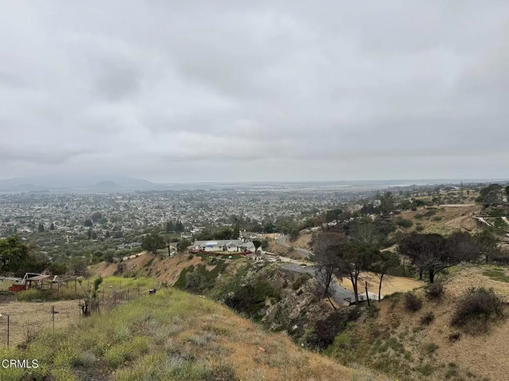 894 W Highland Drive Camarillo, CA 93010