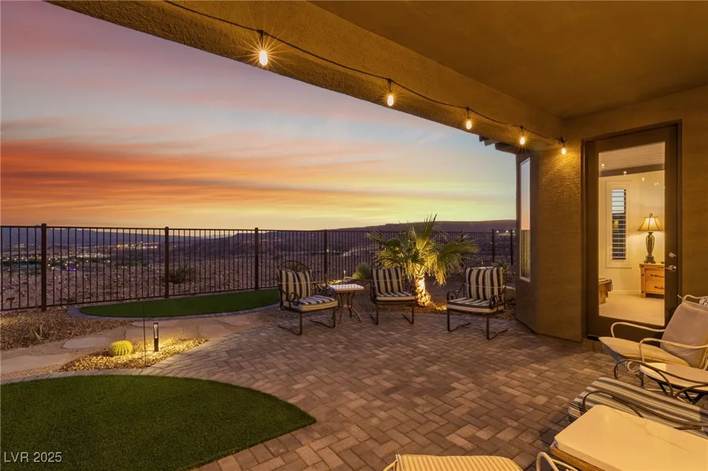 977 Majestic View Mesquite, NV 89034
