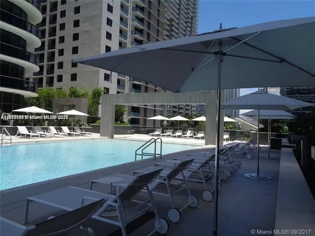 45 SW 9th St #2709 Miami, FL 33130