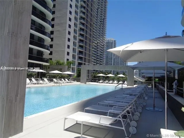 45 SW 9th St #2709 Miami, FL 33130