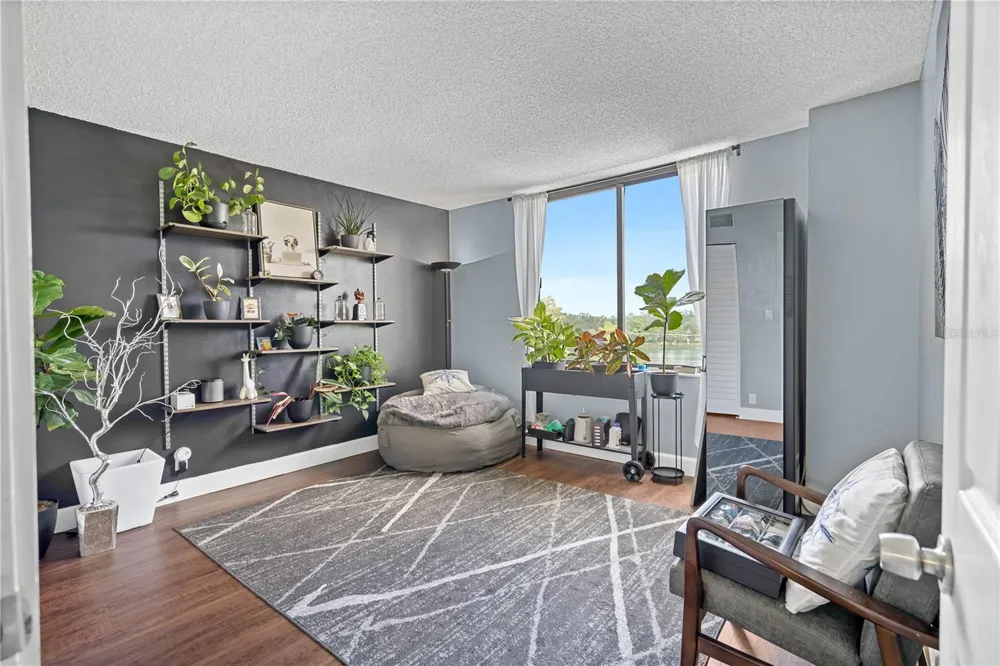 400 E COLONIAL DRIVE #207 Orlando, FL 32803
