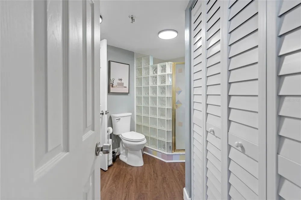 400 E COLONIAL DRIVE #207 Orlando, FL 32803
