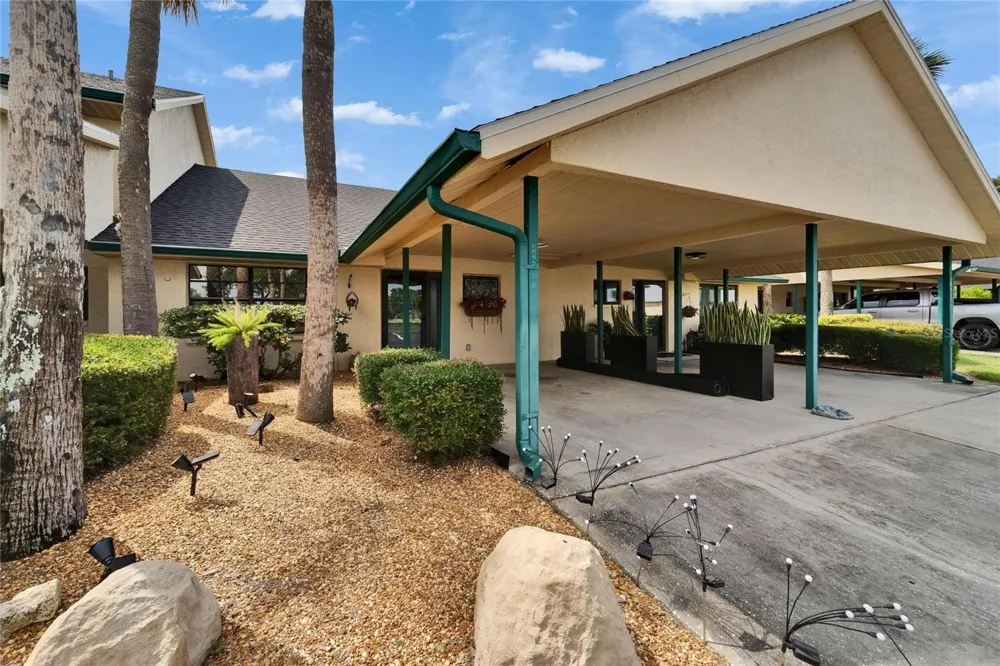 644 YARDARM DRIVE #22 Apollo Beach, FL 33572