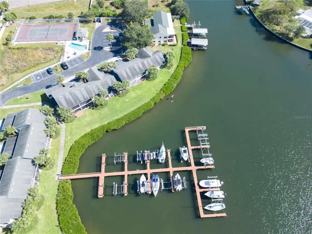644 YARDARM DRIVE #22 Apollo Beach, FL 33572