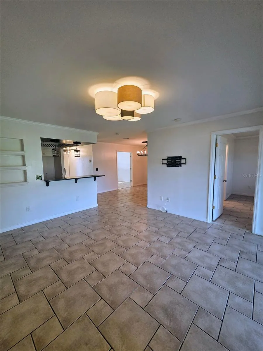 644 YARDARM DRIVE #22 Apollo Beach, FL 33572