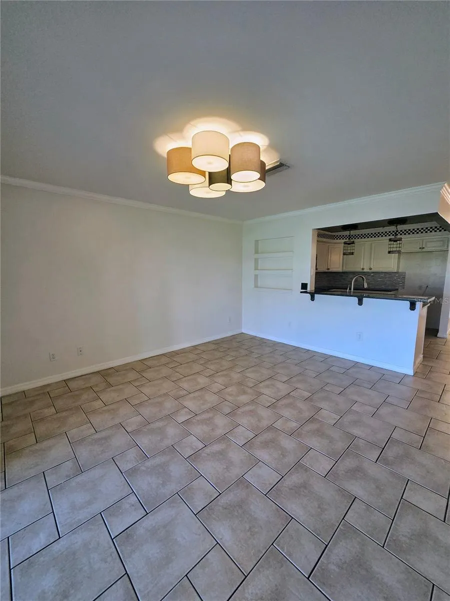 644 YARDARM DRIVE #22 Apollo Beach, FL 33572