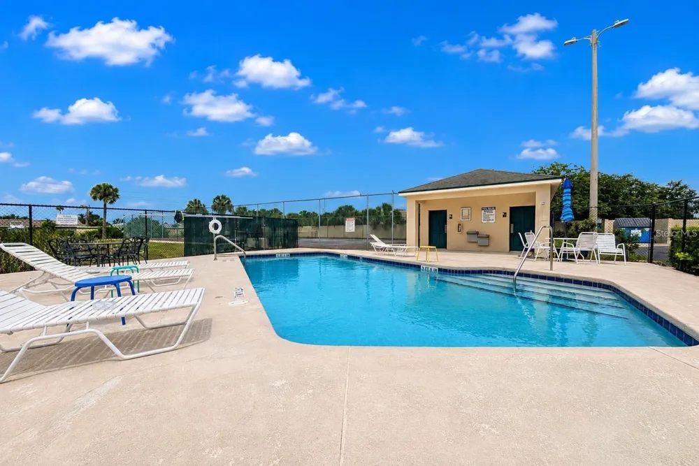 644 YARDARM DRIVE #22 Apollo Beach, FL 33572