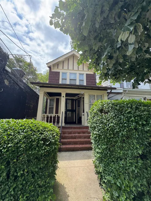 8636 96th Street