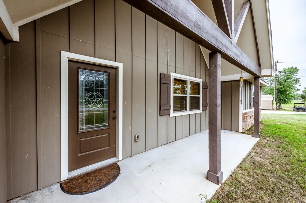 1916 Fm-247 Huntsville, TX 77320