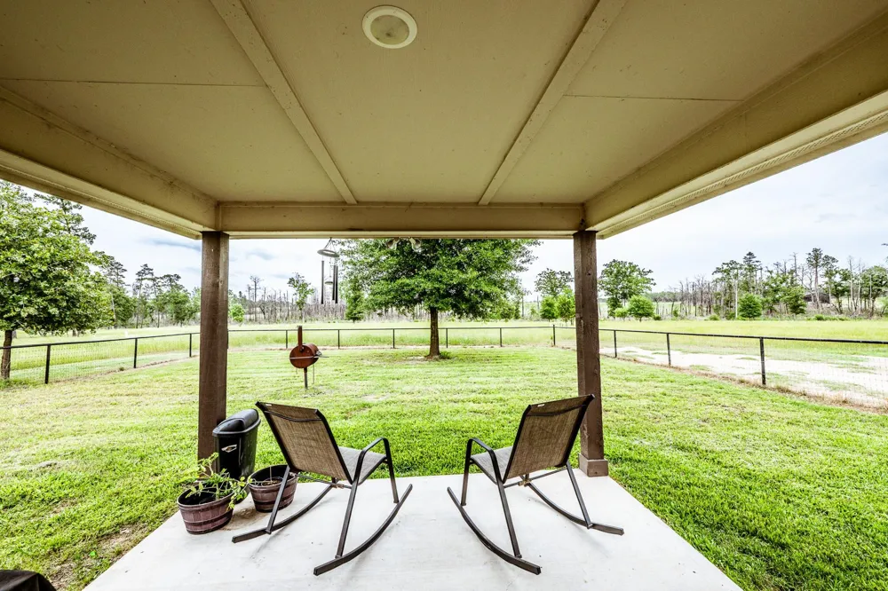 1916 Fm-247 Huntsville, TX 77320