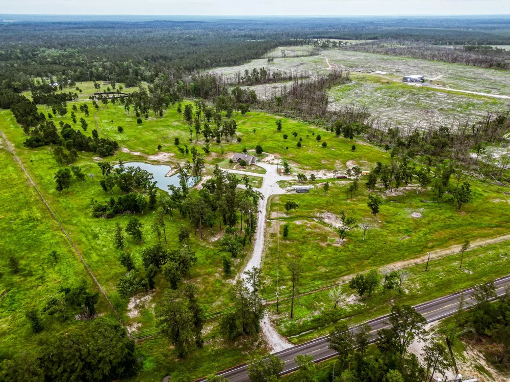 1916 Fm-247 Huntsville, TX 77320
