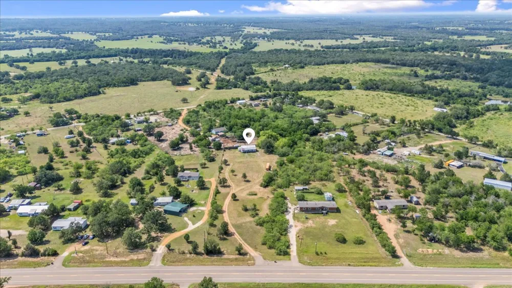 3848 S Highway 304 Rosanky, TX 78953