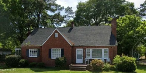 6754 E Main Street