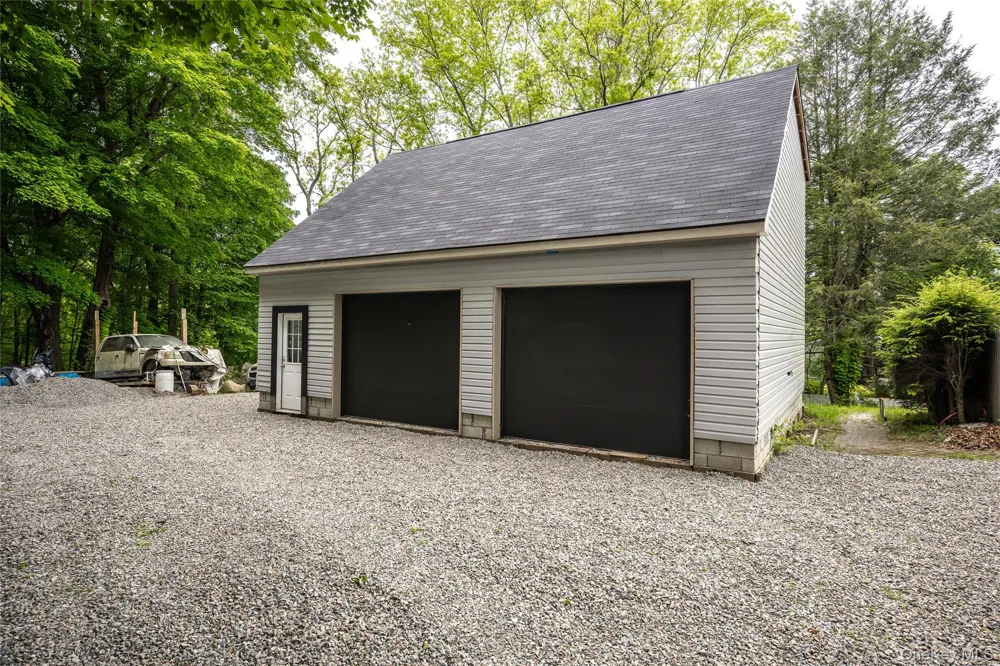 929 Fox Meadow Road Yorktown Heights, NY 10598