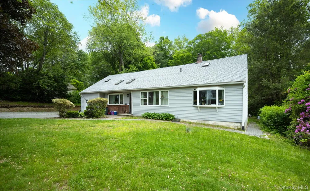 929 Fox Meadow Road Yorktown Heights, NY 10598