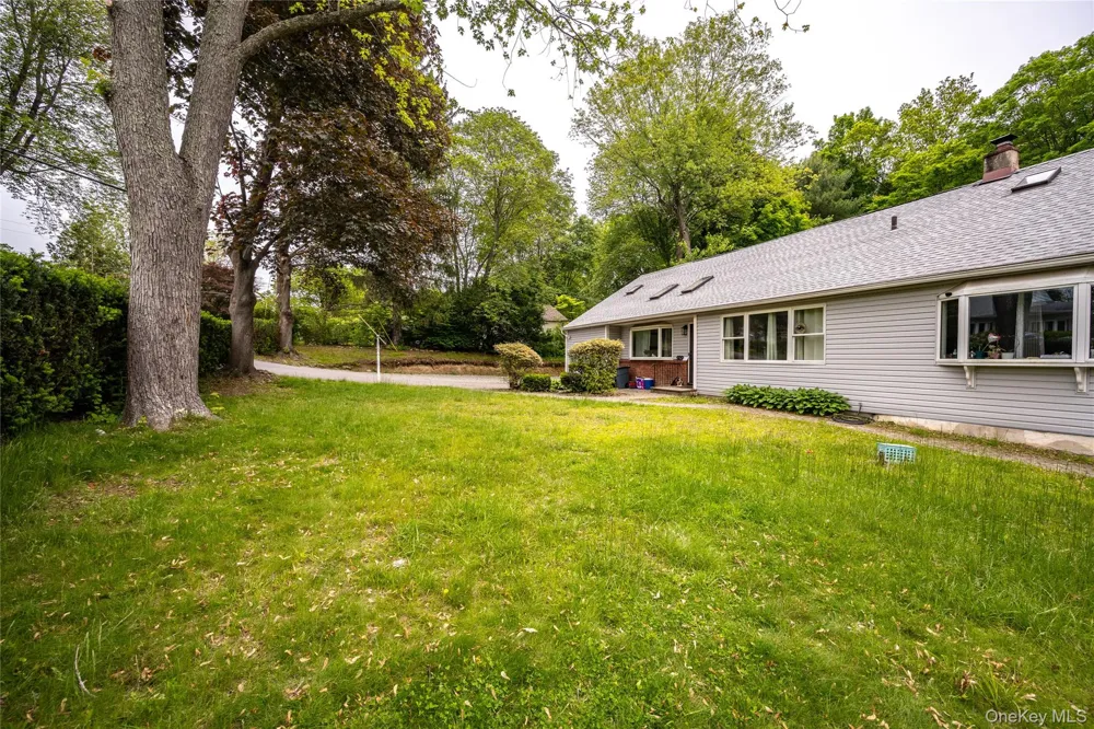 929 Fox Meadow Road Yorktown Heights, NY 10598