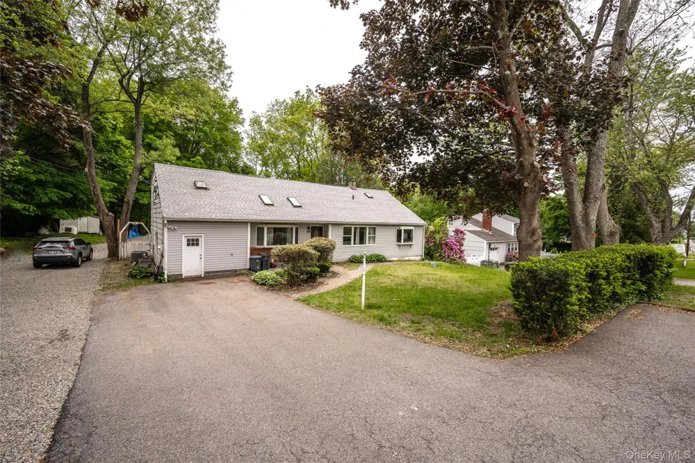 929 Fox Meadow Road Yorktown Heights, NY 10598