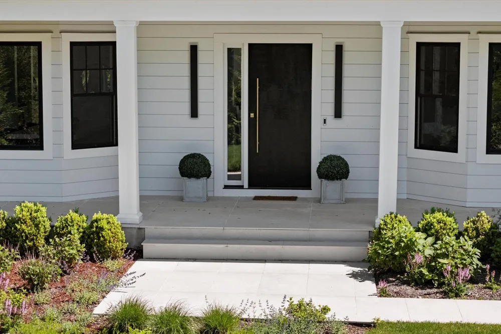 58 Country Club Drive Southampton, NY 11968