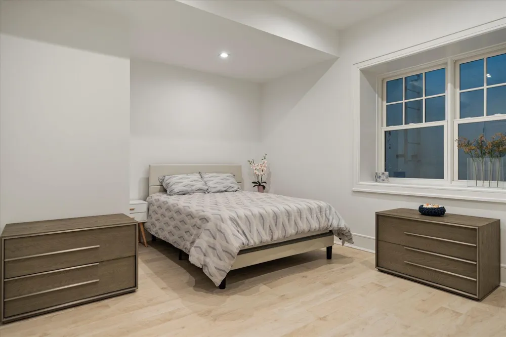 58 Country Club Drive Southampton, NY 11968