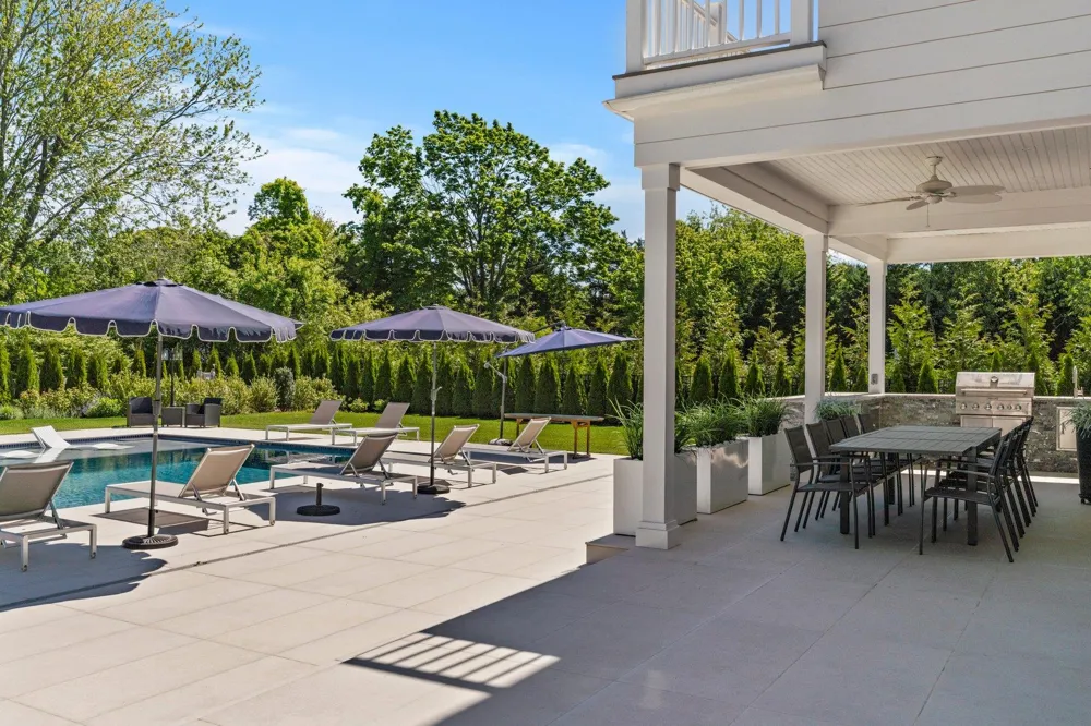 58 Country Club Drive Southampton, NY 11968