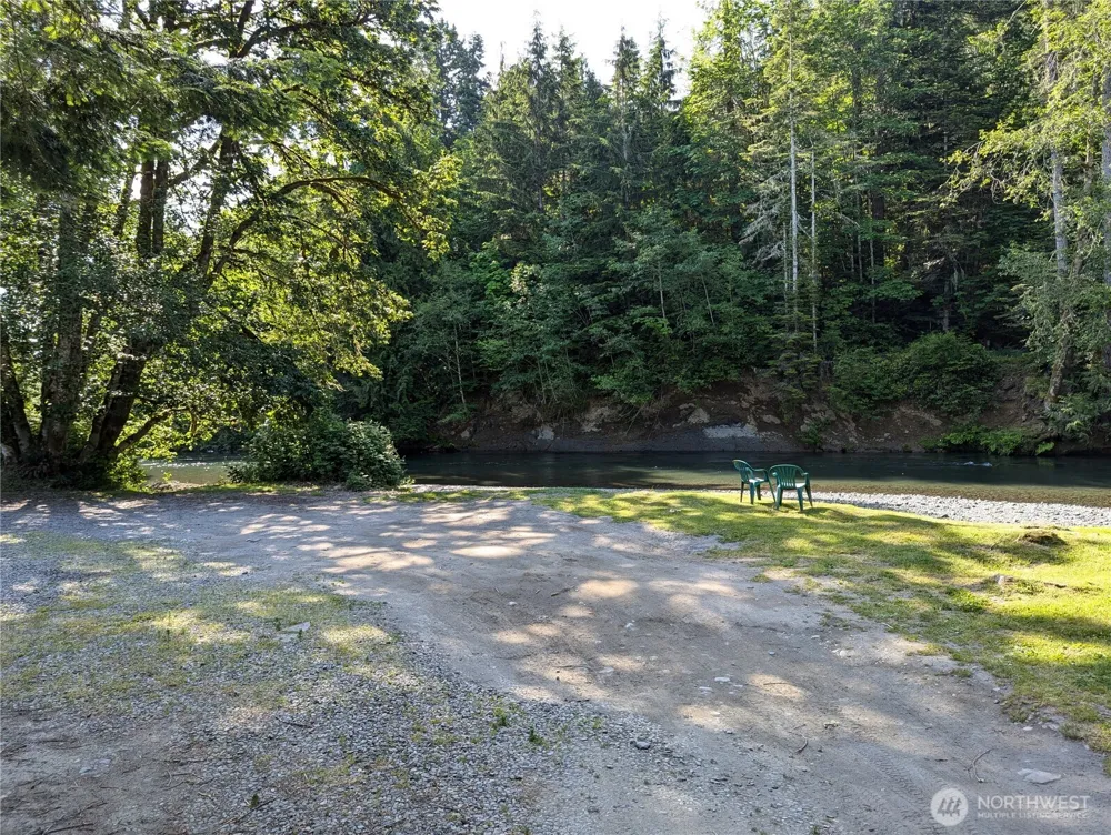 0 River Road Brinnon, WA 98320