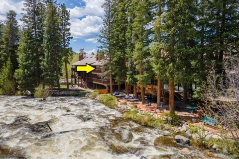 220 Rapids Lane #4