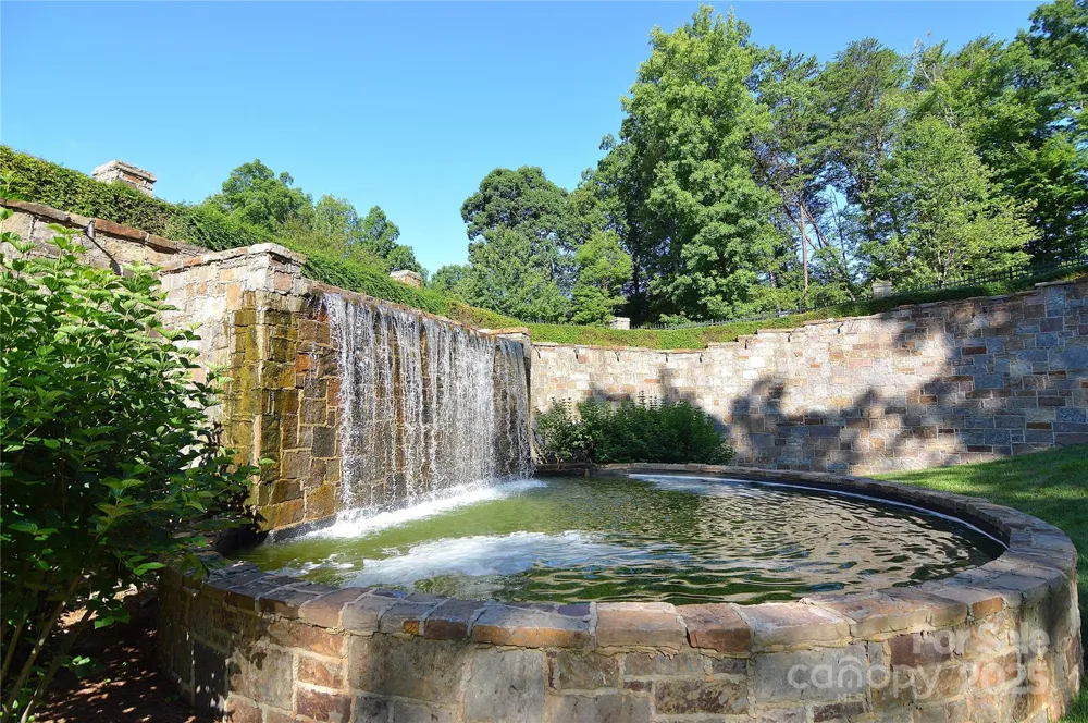 5128 Watermead Lane #133 Belmont, NC 28012
