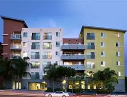 950 S Harvard Blvd